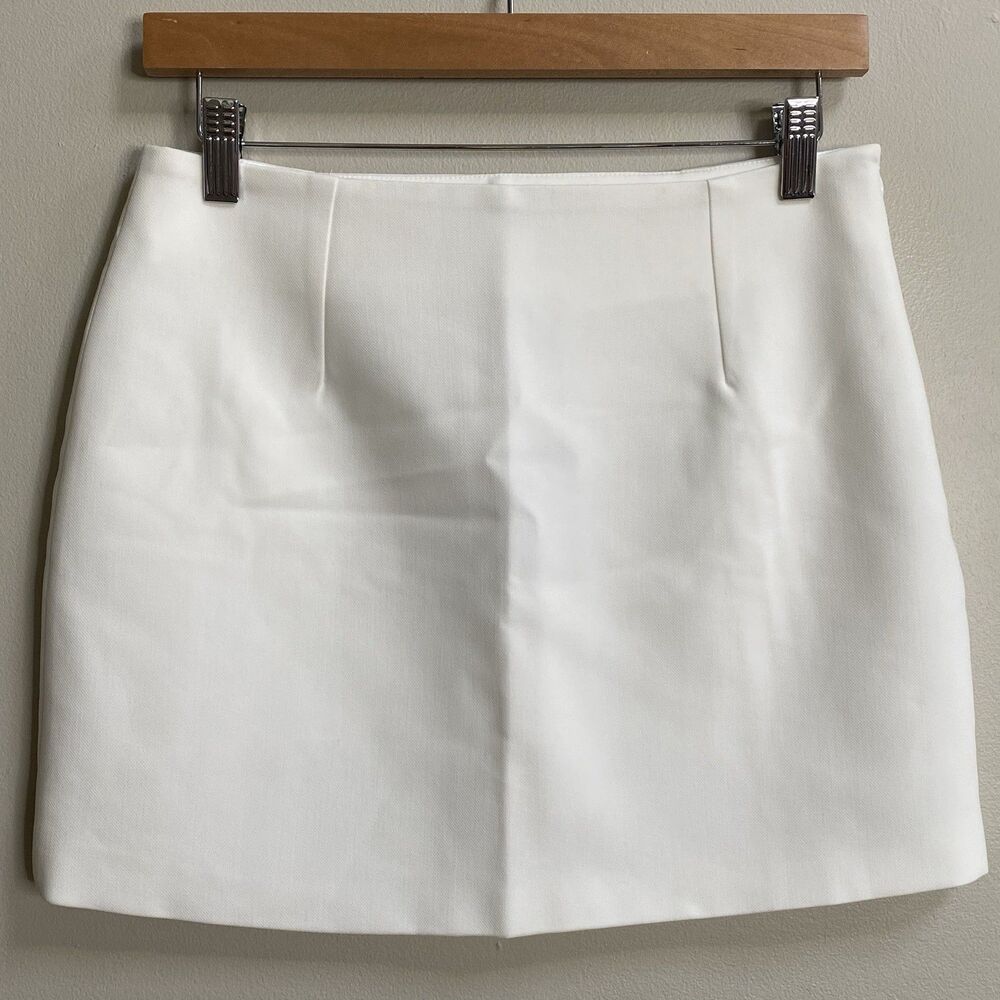 LEAU White Mini Skirt Size Large